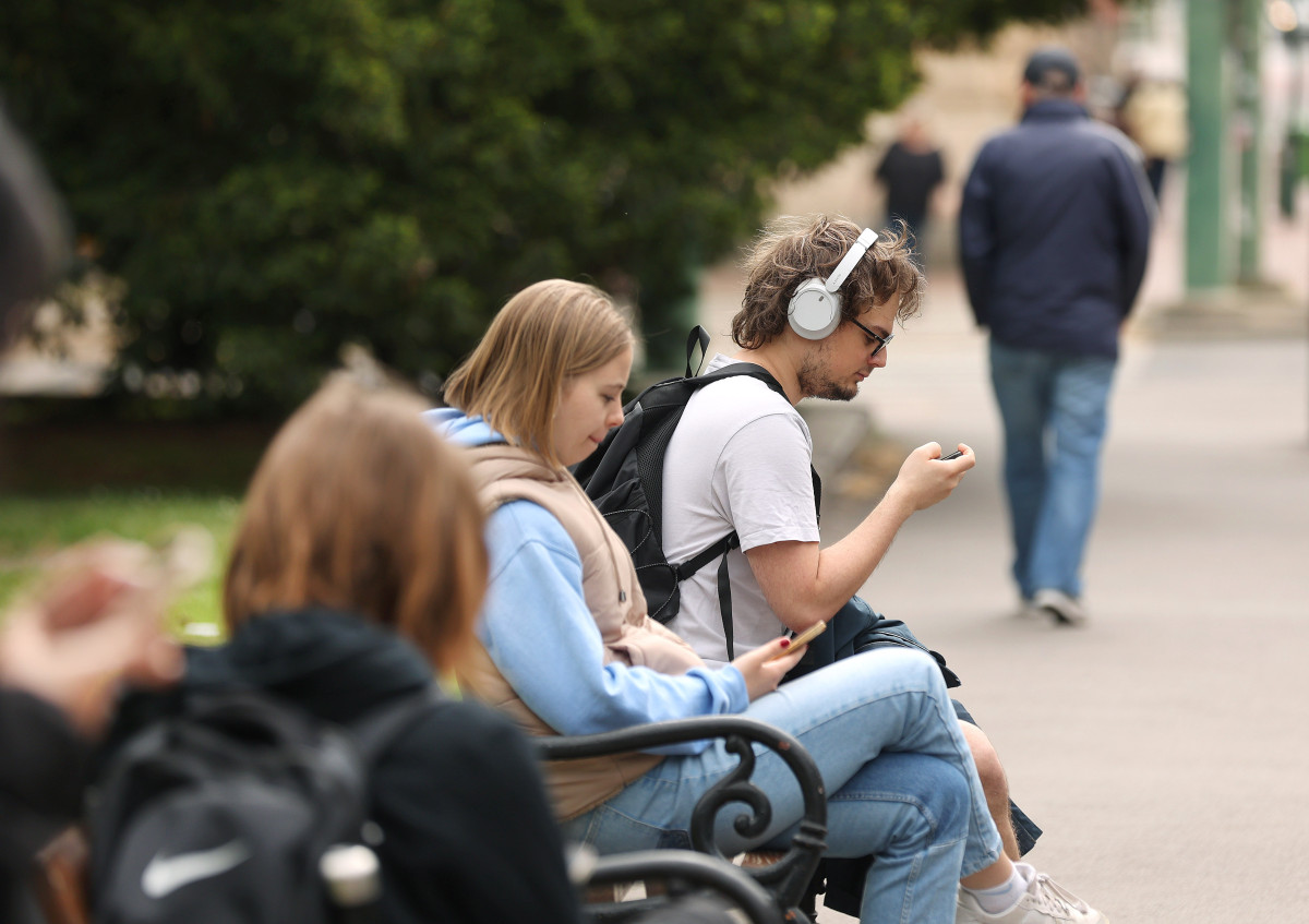 Szeged, fiatalok, mobil, internet