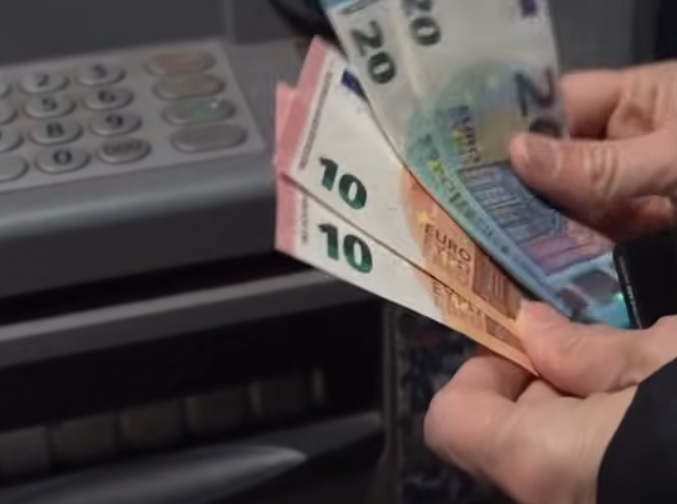 Bulgária bevezette az eurót